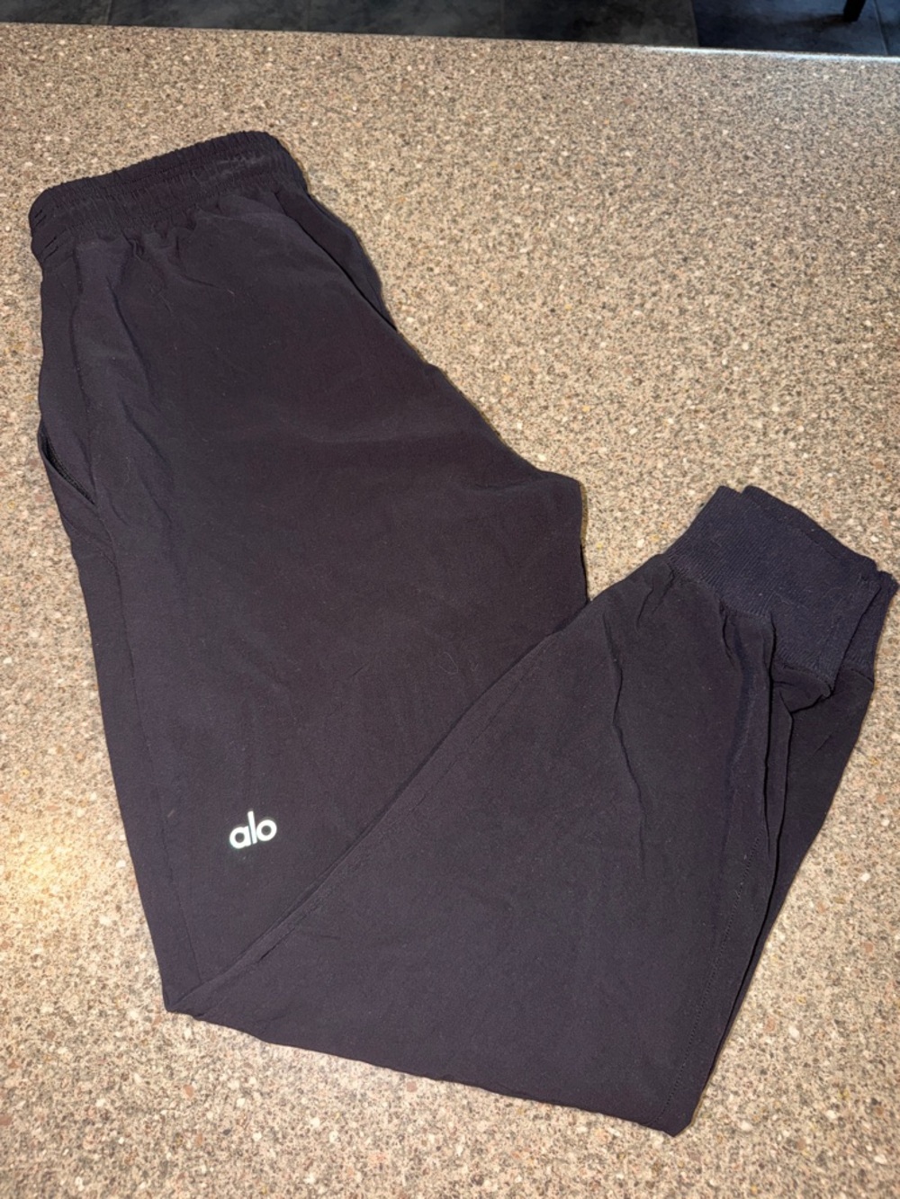 ALO Yoga Black Jogger Sweatpants